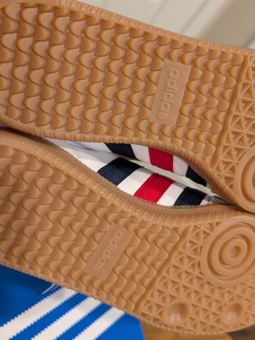 Adidas Samba OG FIFA World Cup Leather Sneaker - White / Navy / Red - Picture 6 of 6
